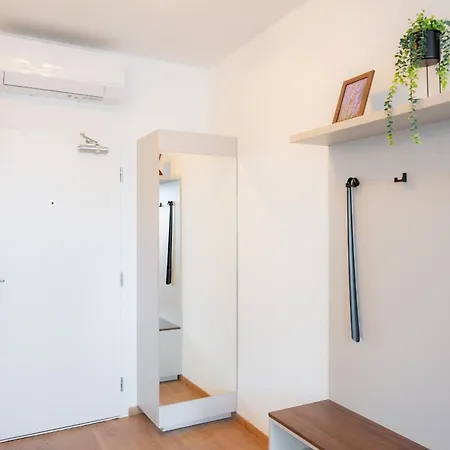 Castle Hill Free Parking Apartment *